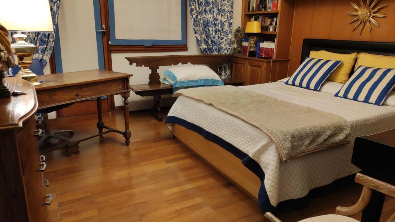Villa Wurth Al Gianicolo B&B Roma Ngoại thất bức ảnh
